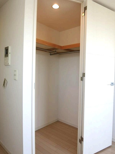 ファインアドレス新御徒町の収納|ファインアドレス新御徒町のクローゼットです