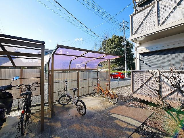 グランシャリオC（六条）のその他共用部分|自転車置き場