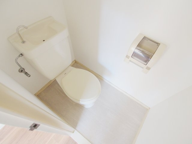 皆川ビルのトイレ