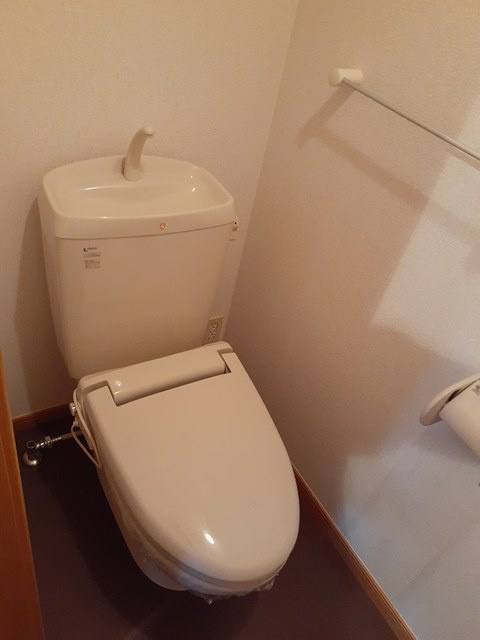 ファミールⅢのトイレ