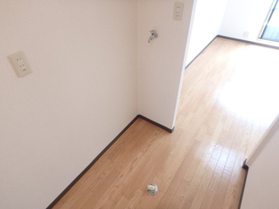 【その他】 | エスポワール岡田 | 室内洗濯機置き場