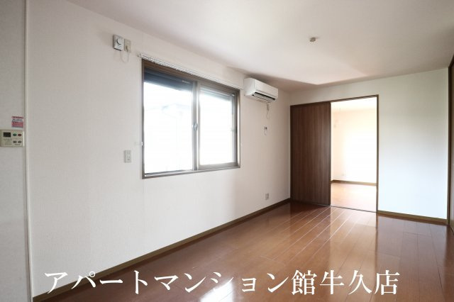 ブルースカイの居間・リビング