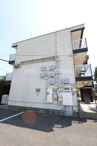 レオパレスＫＡＳＨＩＷＡの外観