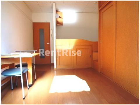 レオパレス冨田