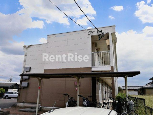 レオパレス冨田の外観