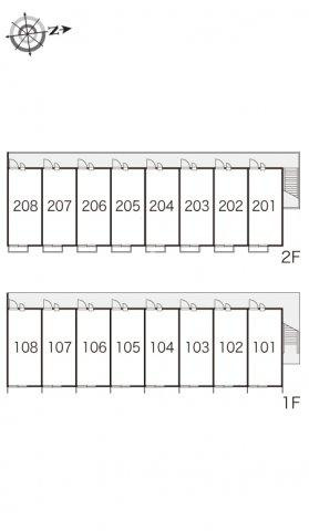 レオパレス冨田の駐車場