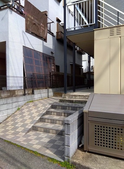 Ｊ　Ｋクローバーのエントランス