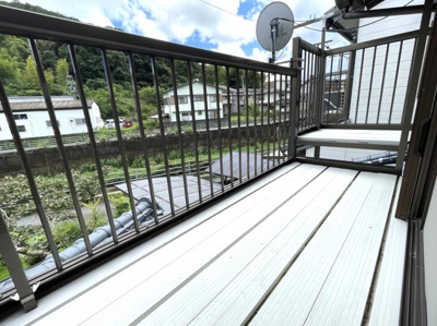 【バルコニー】 | 中古一戸建　高知市朝倉戊