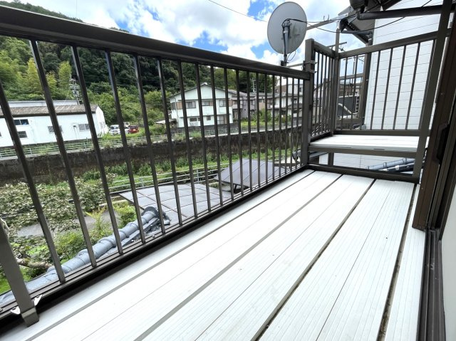 【バルコニー】 | 中古一戸建　高知市朝倉戊