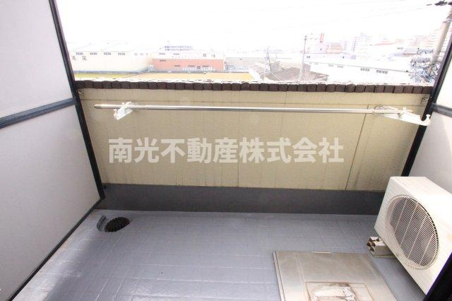 ロフティ岡田のバルコニー