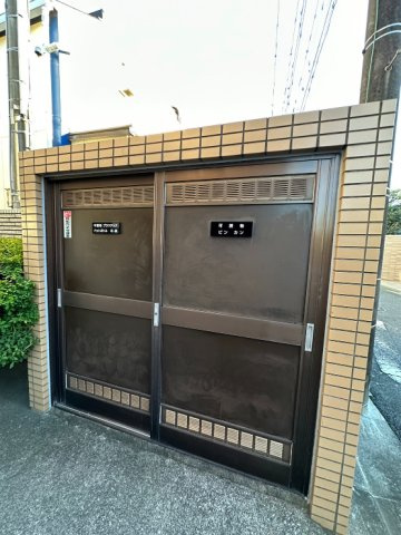 エステート国領のエントランス