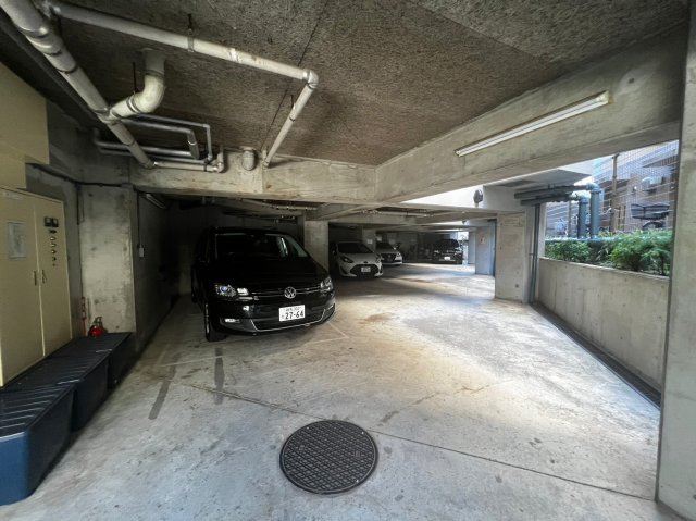 ノーブルハビタンツの駐車場|ノーブルハビタンツ