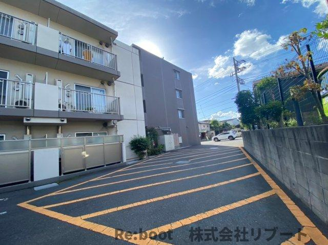 パークアクシス西船橋の駐車場