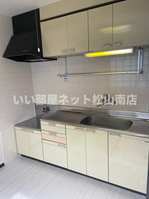 【キッチン】 | パルコート松山