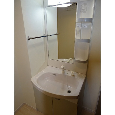 熊本市中央区水前寺３丁目の賃貸マンションの独立洗面台