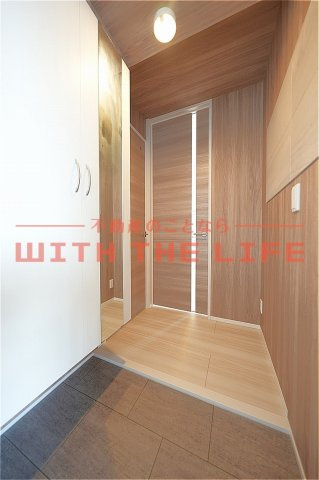 D-ROOM NEXT諏訪野【キャッシュバック対象物件】の玄関|落ち着いた玄関です