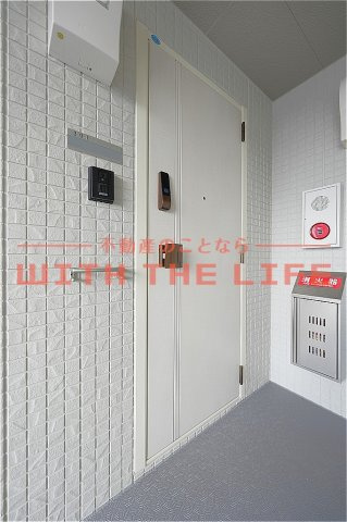 D-ROOM NEXT諏訪野【キャッシュバック対象物件】の玄関|落ち着いた玄関です