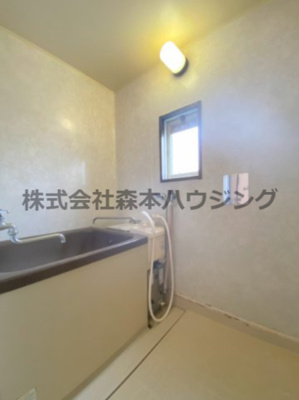 【浴室】 | 　石橋ハイツB | コンパクトで使いやすいお風呂です