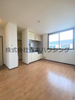 【居間・リビング】 | 　石橋ハイツB | 使いやすい居間です