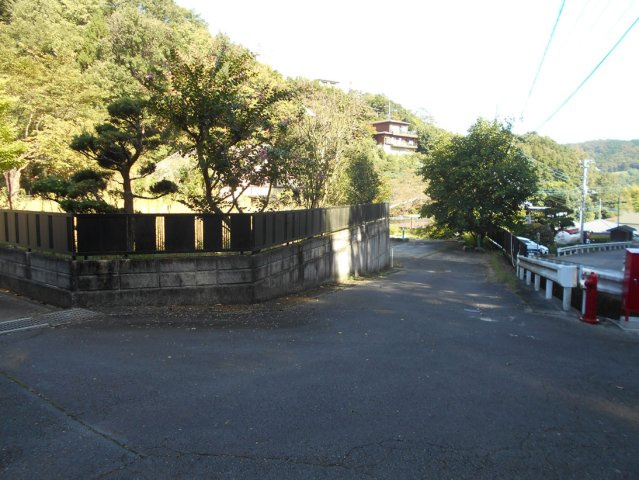 【前面道路含む現地写真】 | 伊豆市上白岩 売土地 ET02953 | 伊豆市上白岩 前面道路