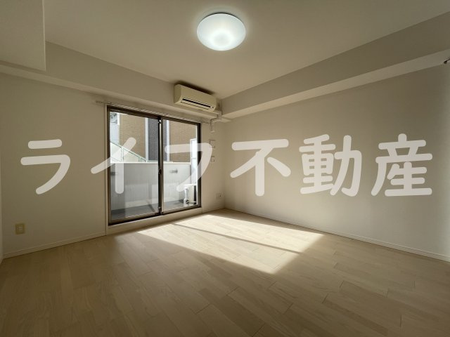 CASSIA高井田North Courtの居間・リビング|こちらの居間で趣味の時間をお楽しみください