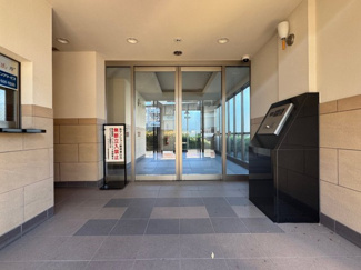 【エントランス】