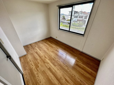 【洋室】 | サンビレッジ杉山