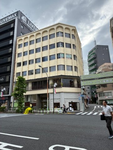 フサカビル