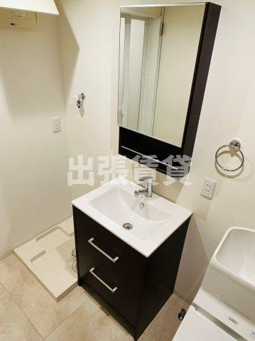 仲介手数料0円！！LUMINA港栄の洗面所