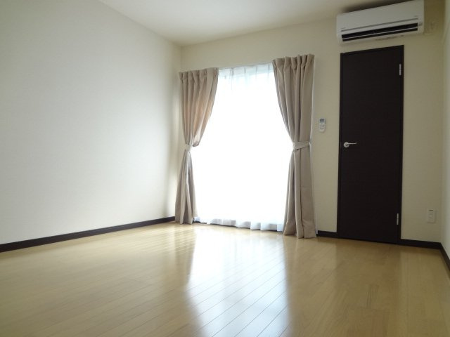 レオネクスト桜の寝室