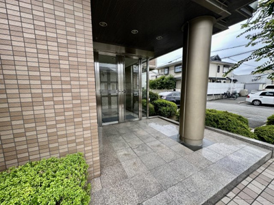 【エントランス】 | ロイヤルメゾン藤ヶ丘