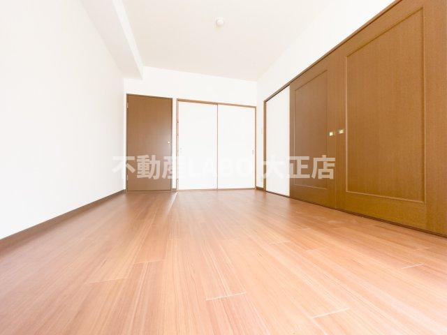 ハーバーウィンズ天保山の洋室