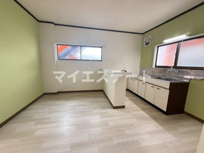 【居間・リビング】 | ひまわり・マンション