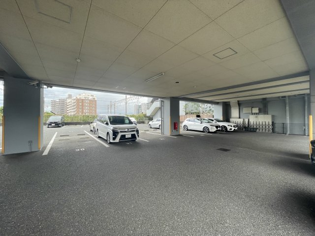 クレアールマンション鳥栖駅前の駐車場