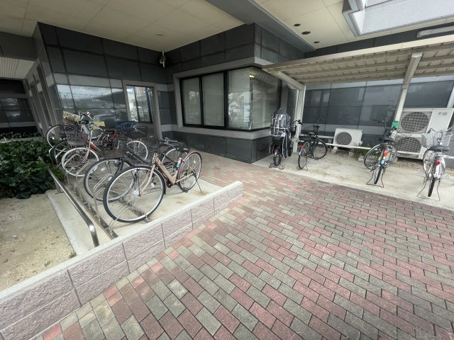 クレアールマンション鳥栖駅前の駐車場