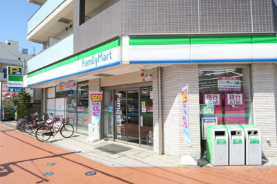 ファミリーマート 南流山四丁目店まで350ｍ