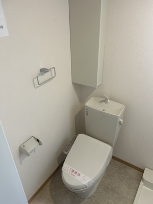 温水洗浄機能付きのトイレ