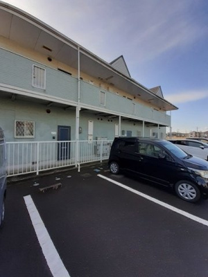 【駐車場】 | ラックＷＡＴＡＮＡＢＥⅠ | 駐車場に車を止められます