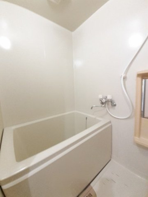 【浴室】 | ラックＷＡＴＡＮＡＢＥⅠ | お風呂で日々の疲れを落としましょう