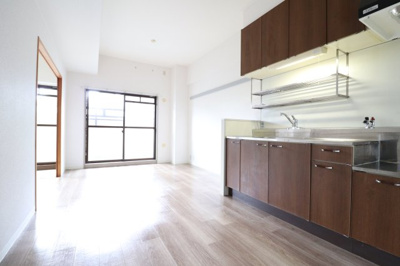 【居間・リビング】 | サンライト鶴見