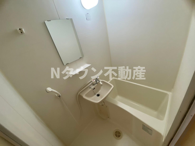 【浴室】 | オークヴィラ黒川 | 日々の暮らしに欠かせないお風呂です