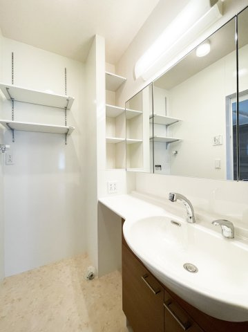 エヴァーグリーンヒルズの洗面所