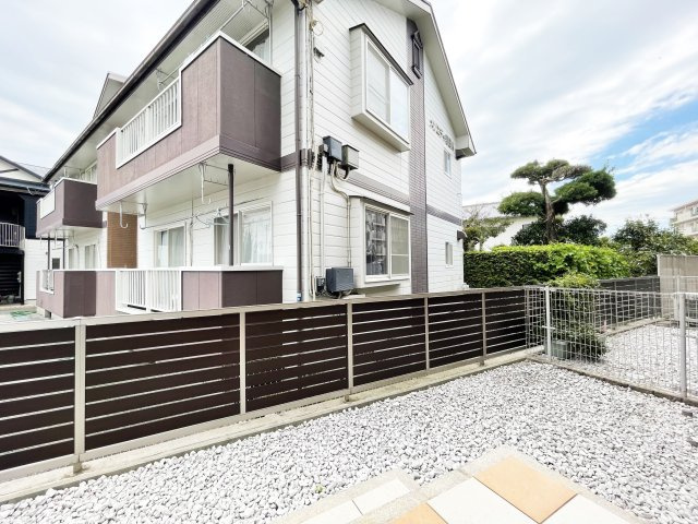 エヴァーグリーンヒルズの庭