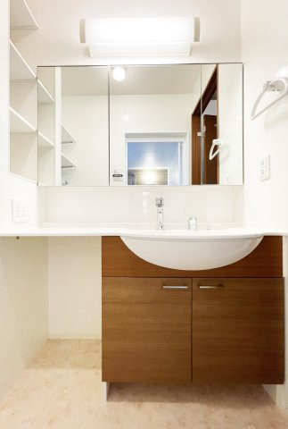 エヴァーグリーンヒルズの洗面所