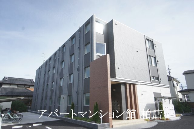 エレガントカーサⅢの外観