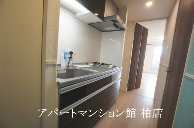 エレガントカーサⅢのキッチン