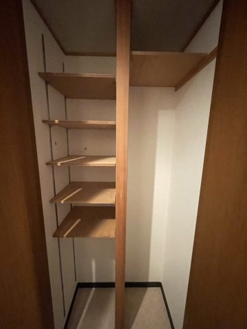 セントアミール南久宝寺の収納|(参考)同マンション同間取り他部屋の写真
