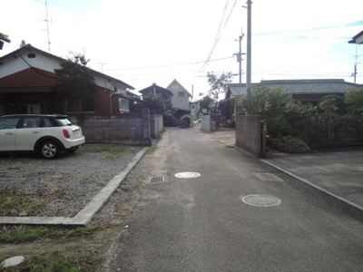 【前面道路含む現地写真】 | 売地　馬木町