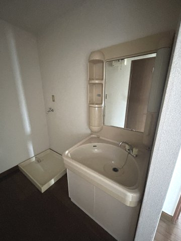 ６１６２０　岐阜市細畑5丁目 アパートの独立洗面台