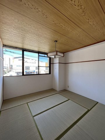 【和室】 | 柔らかい畳が心地よい和室
